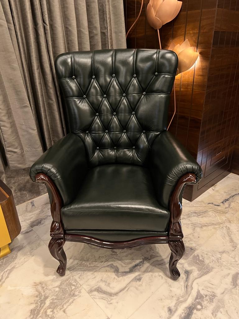 Accent Chairs image